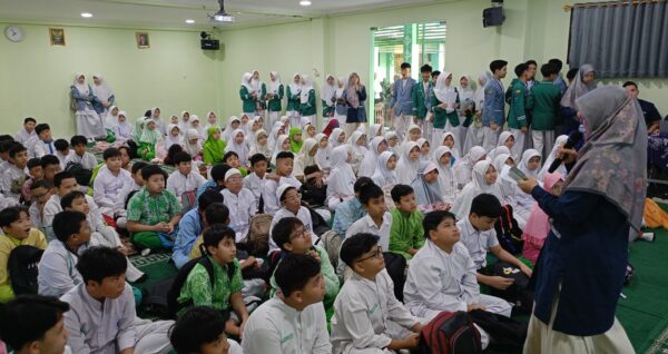 Semangat SMPIA 22 Sambut Murid Baru Tahun Ajaran 2026/2027