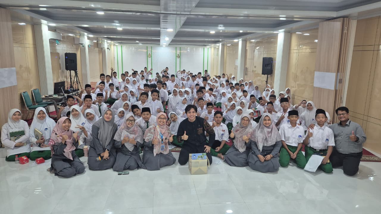 Seminar Kelas 7: Panduan Remaja Membangun Harga Diri dan Orientasi Sehat