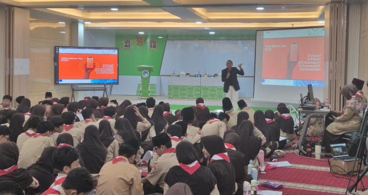 Seminar Kelas 8: Medsos Sehat, Mental Kuat, Prestasi Hebat