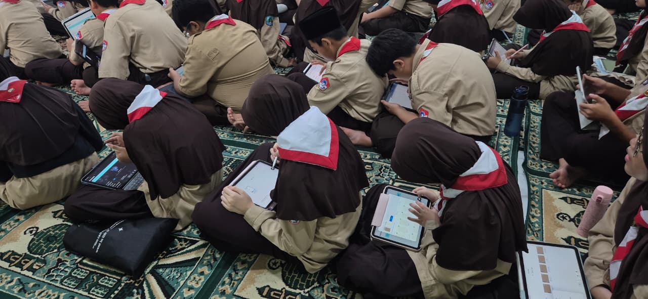 Digital Camp SMPIA 22 Sentra Primer, Siap Berprestasi di Era Digital