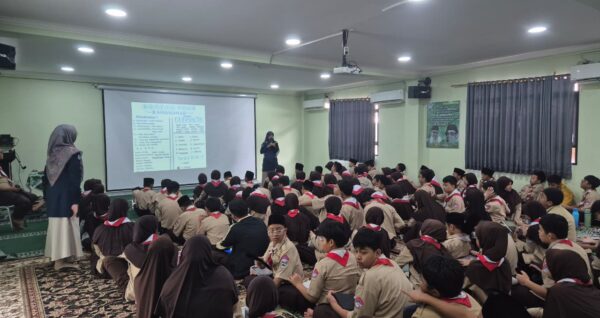 Digital Camp SMPIA 22 Sentra Primer, Siap Berprestasi di Era Digital