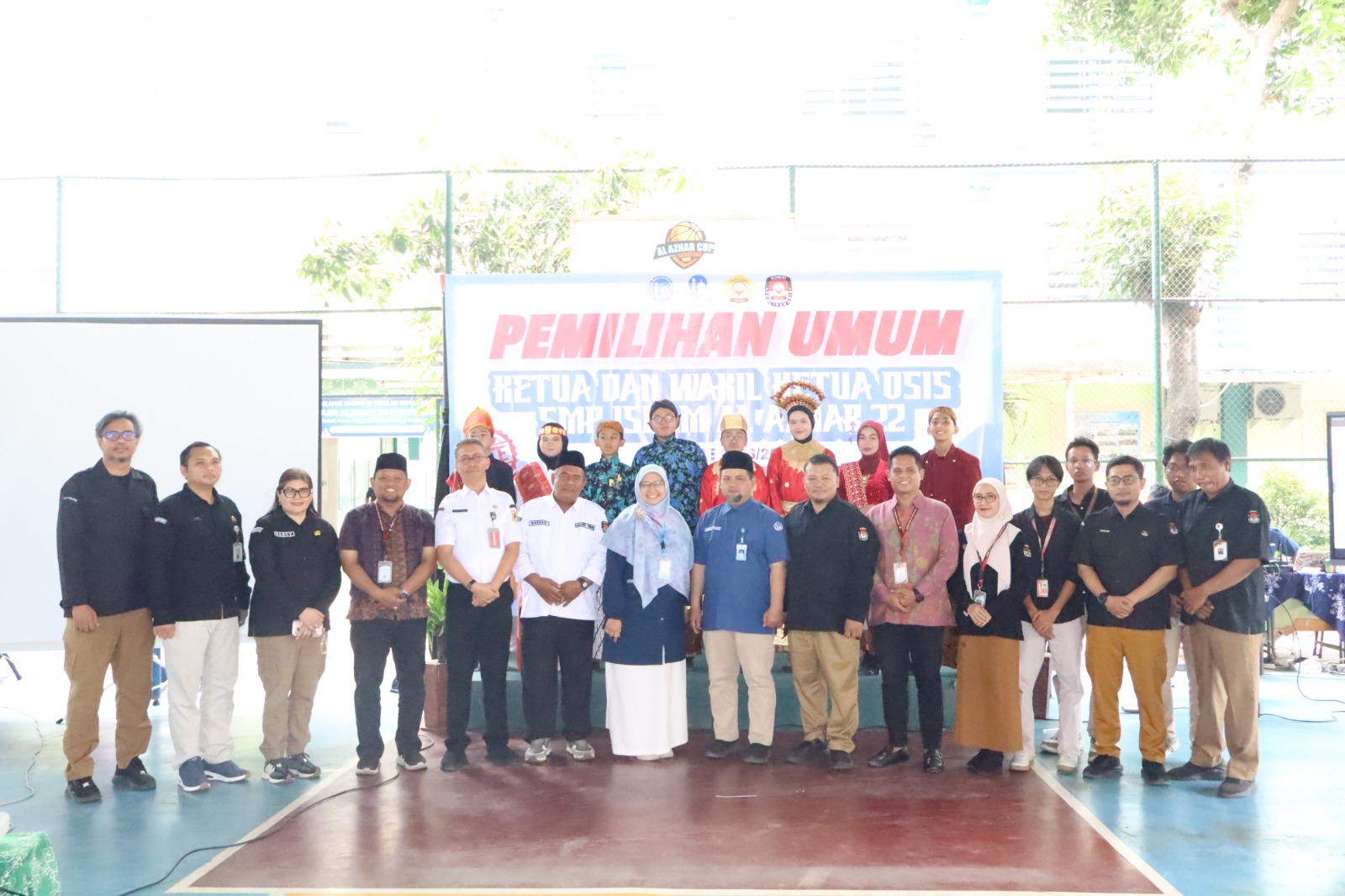 Perdana! Penerapan E-Voting dan E-Counting KPU Jaktim di Pemilu OSIS SMPIA 22 Sentra Primer
