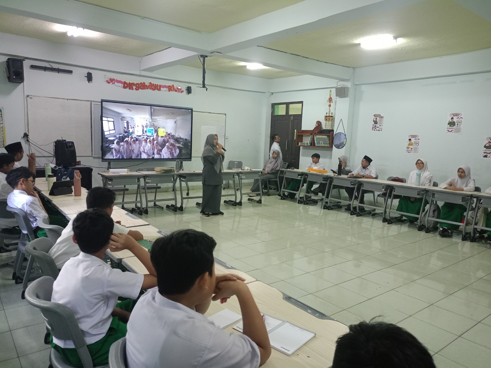 Program ROOTS SMPIA 22 Sentra Primer