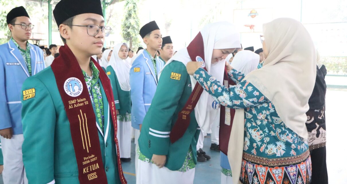 Pelantikan OSIS/MPK SMPIA 22 Sentra Primer Periode 2026/2027